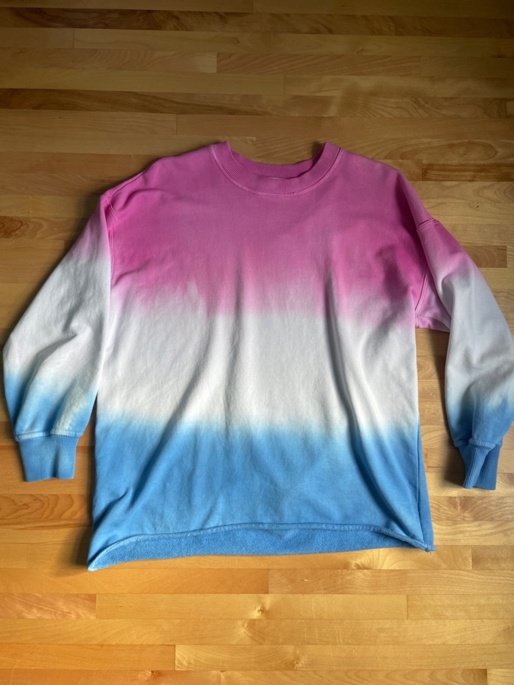 dimora Pink White Blue Ombre Crewneck Sweatshirt Size Medium